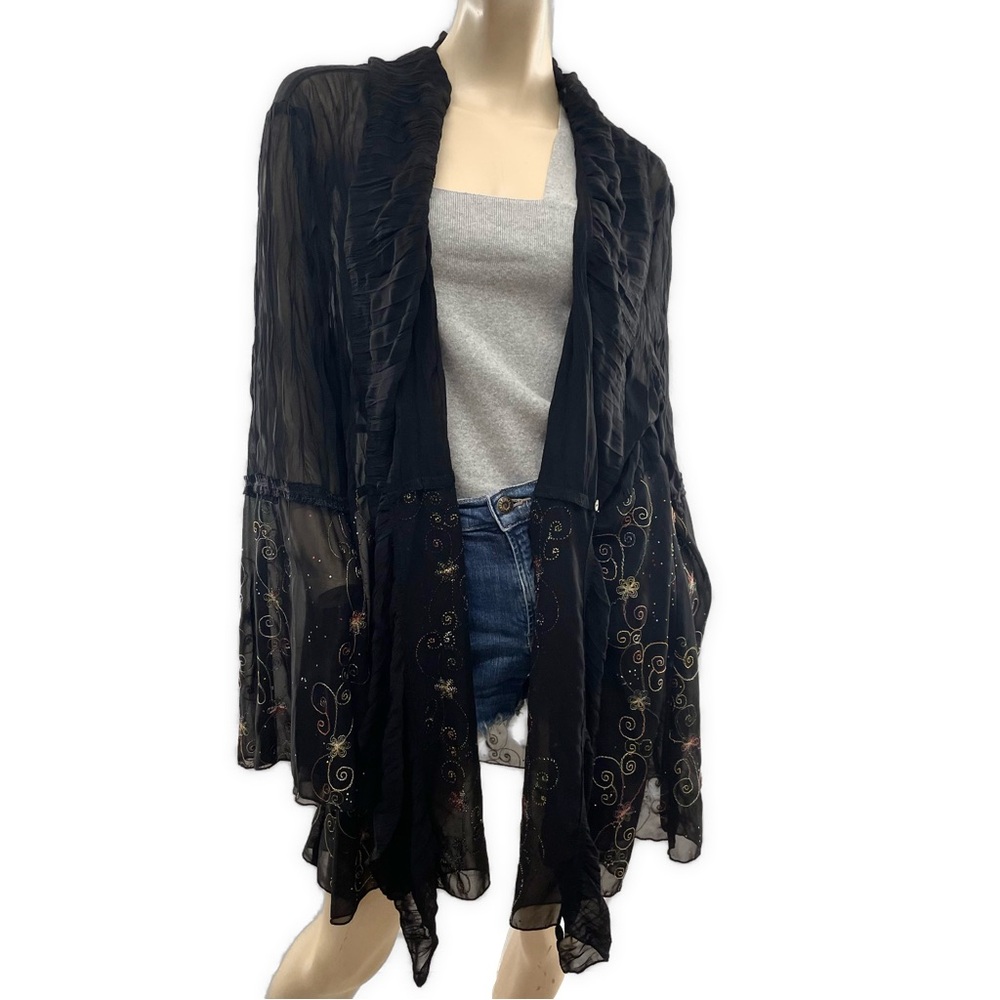 Chic Black Embroidered Sheer Kimono